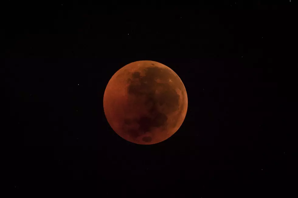 Check Out the ‘Super Flower Blood Moon’ Lunar Eclipse This Week in Lubbock